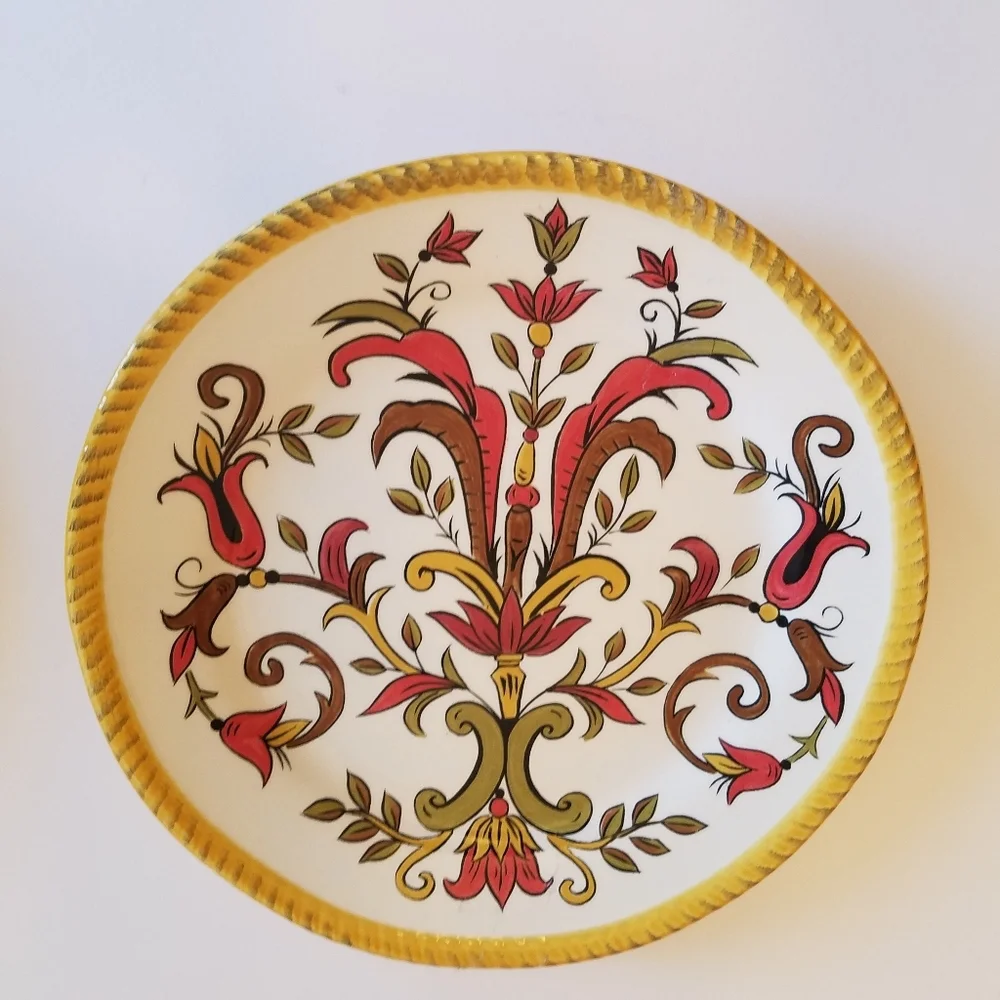 Pier 1 Set of 2 Oralia Earthenware Salad Plates Floral 8